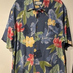 Island Republic Shirt Mens L Blue Floral 100% Silk Hawaiian Resort Cruise Vacay